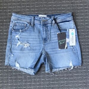 NWT Studio Blue Harleigh Scissor Cut Shorts